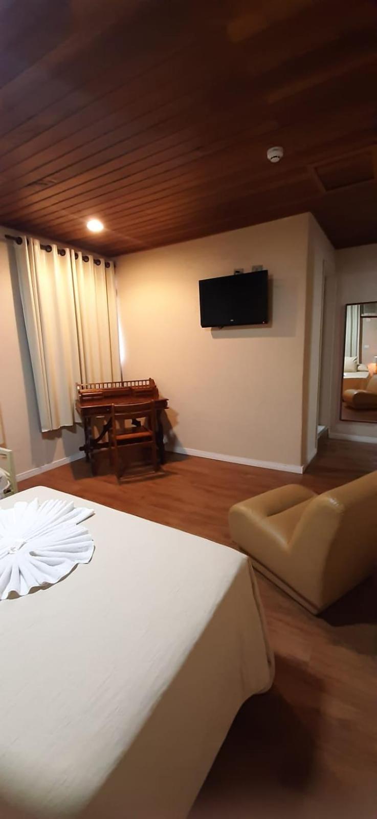 Skalla Hotel Nova Odessa Exteriér fotografie